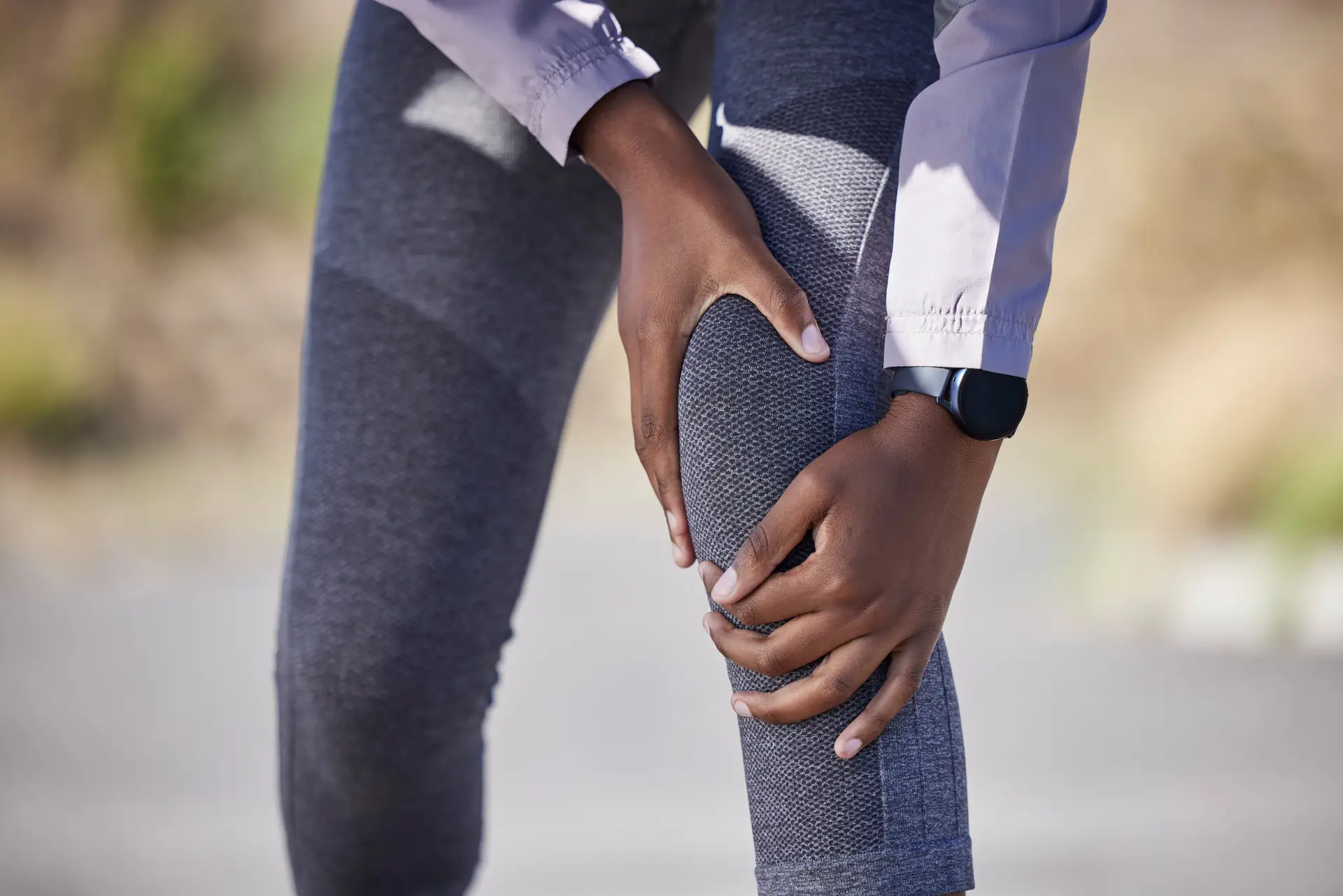 Read More About The Article Simple Ways To Manage Your Knee Pain